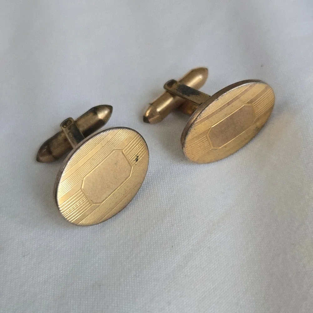 Vtg Correct Quality Cufflinks Gold Tone Mens OS Etched Oval Art Deco Pinstripe‎